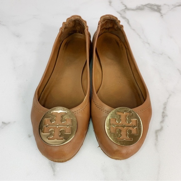 Tory Burch Cognac Brown Logo Gold Emblem Leather Comfort Minnie Flats 9 - Picture 1 of 11